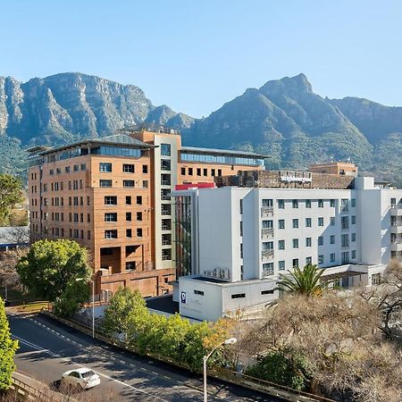 ホテル Neighbourgood Newlands ケープタウン エクステリア 写真